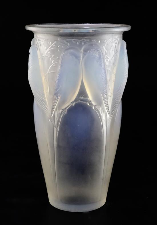 An R. Lalique Ceylan opalescent glass vase, model 905, designed 1924, H. 23.8cm